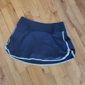 Blue running Brooks skort (skirt with shorts)